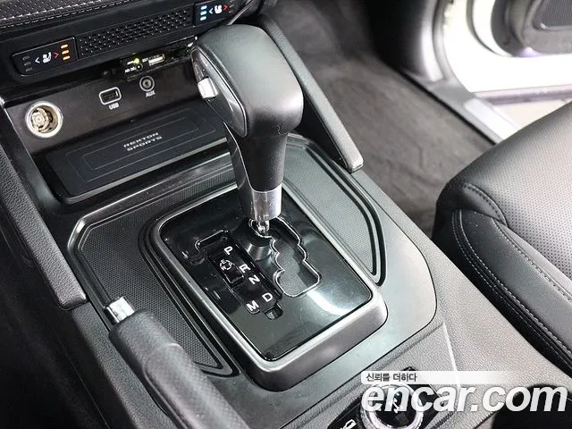 KGM Rexton Sports 2021 thumb 12
