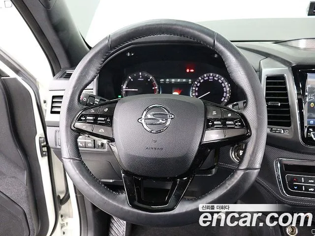 KGM Rexton Sports 2021 thumb 6