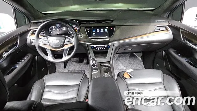 Cadillac XT5 2017 thumb 11