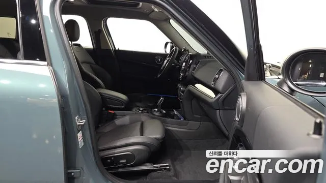 Mini Cooper Countryman 2023 thumb 6