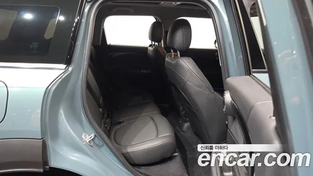 Mini Cooper Countryman 2023 thumb 12