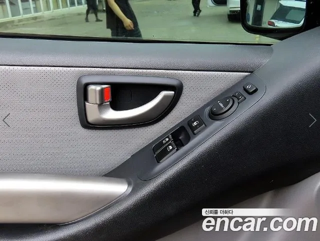 Hyundai Staria 2015 thumb 12
