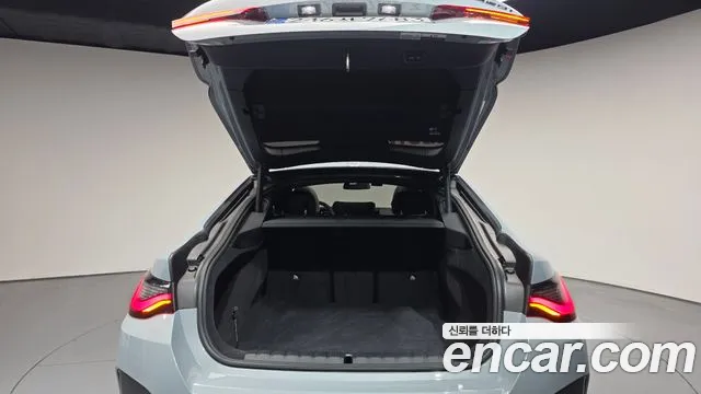BMW 4 серии 2024 thumb 9