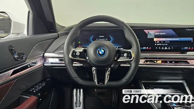 BMW i7 2024 thumb 7