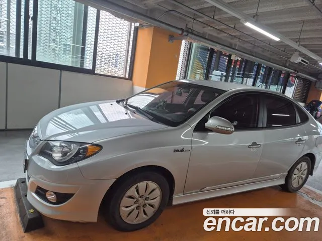 Hyundai Avante 2013 thumb 8