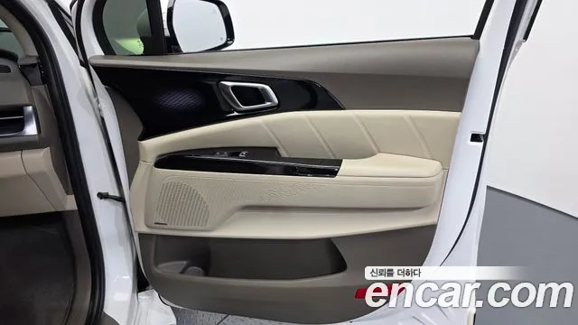 Kia Carnival 2021 thumb 12