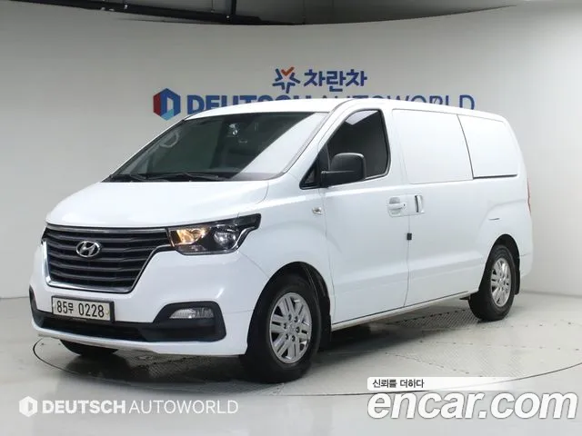 Hyundai Staria 2019 thumb 2