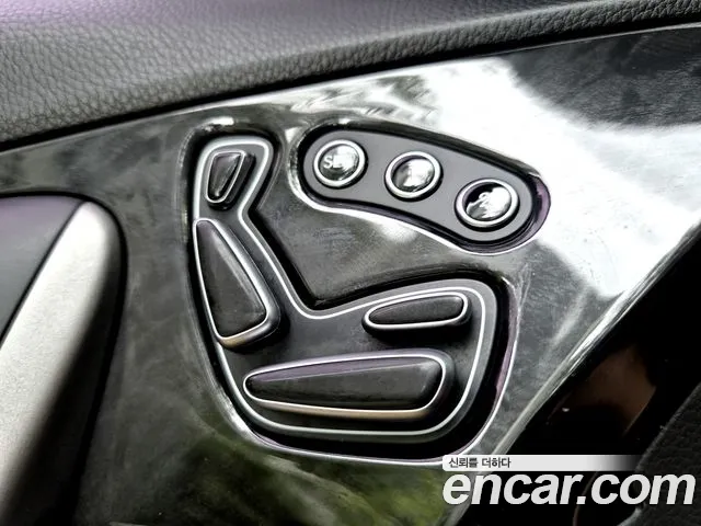 Hyundai Grandeur 2015 thumb 11