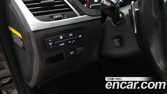 Genesis G80 2016 thumb 12