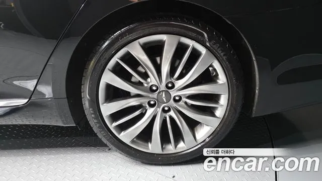 Genesis G80 2016 thumb 5