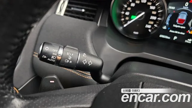Land Rover Range Rover Evoque 2018 thumb 6