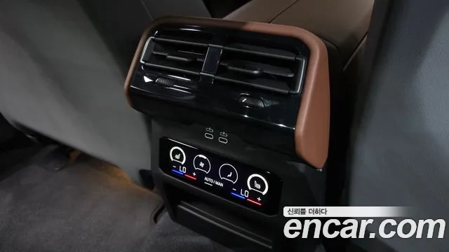 BMW 5 серии 2025 thumb 5