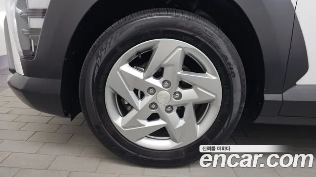 Hyundai Kona 2023 thumb 7