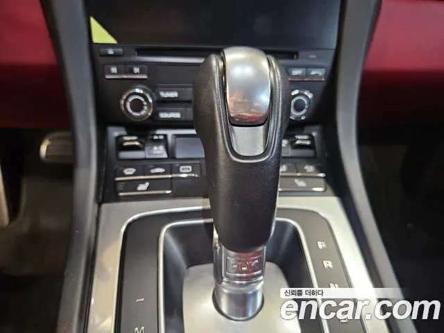Porsche 911 2017 thumb 4