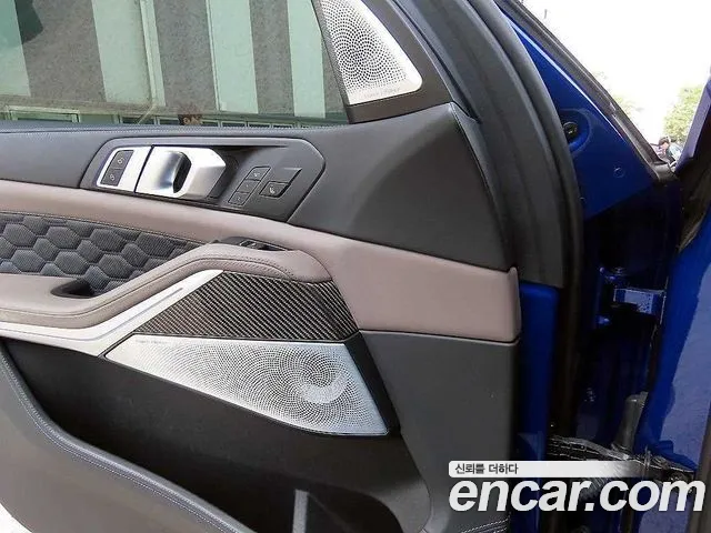 BMW X5M 2021 thumb 11