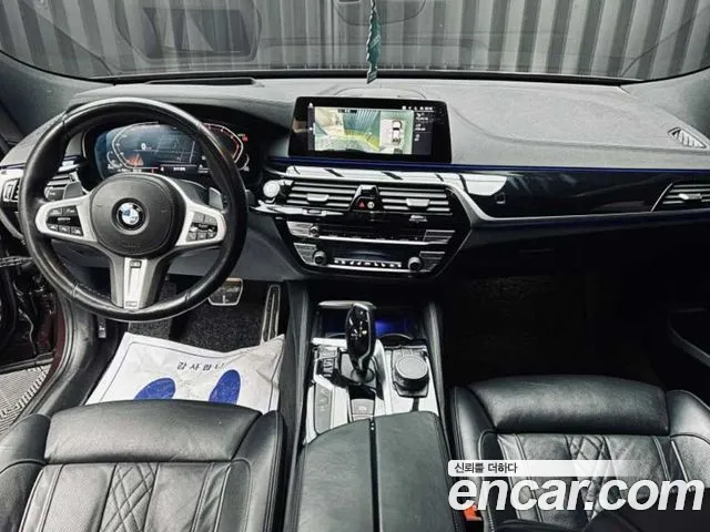 BMW 6 серии Gran Turismo 2020 thumb 3