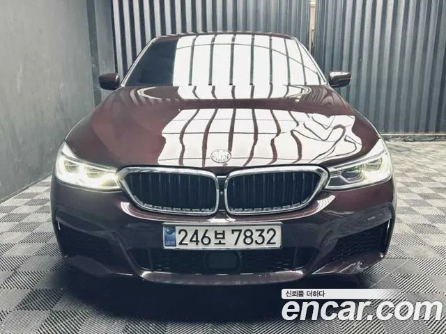 BMW 6 серии Gran Turismo 2020 thumb 2