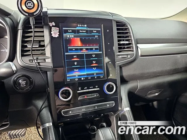 Renault QM6 2016 thumb 9