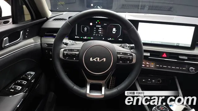 Kia K5 2026 thumb 10