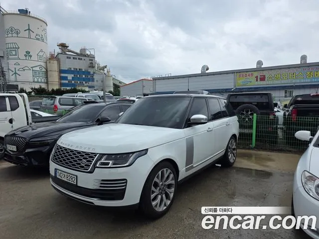 Land Rover Range Rover 2018 thumb 11