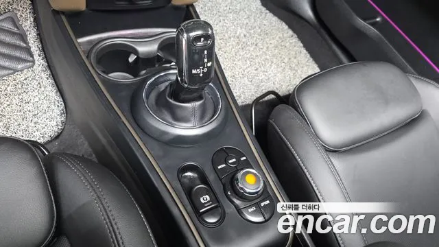 Mini Cooper Countryman 2020 thumb 12