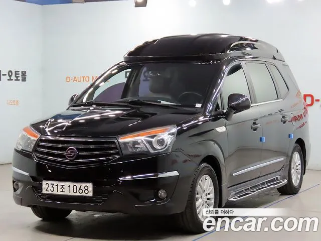 KGM Korando 2016 thumb 10