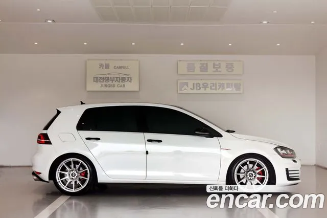 Volkswagen Golf 2014 thumb 2