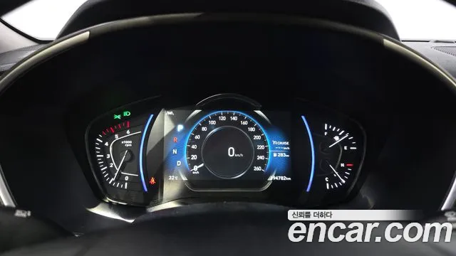 Hyundai Santa Fe 2018 thumb 8