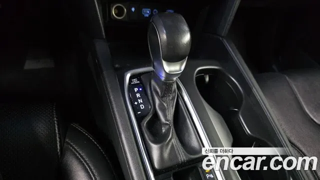 Hyundai Santa Fe 2018 thumb 10