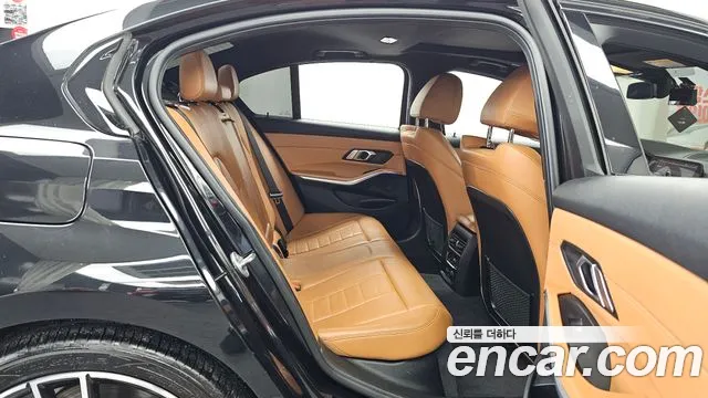BMW 3 серии 2019 thumb 7