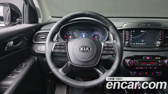 Kia Sorento 2017 thumb 10