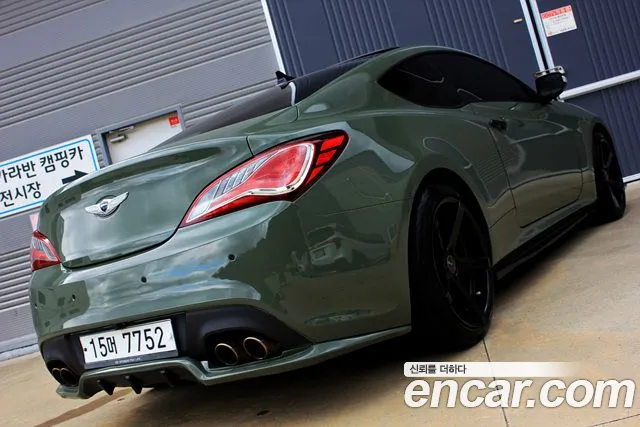 Hyundai Genesis 2009 thumb 4