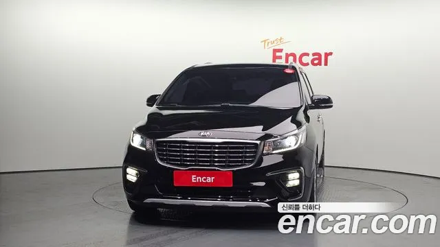 Kia Carnival 2018 thumb 8