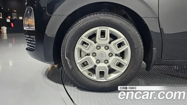 Hyundai Staria 2022 thumb 8