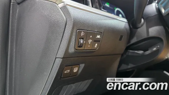 Kia Hybrid 2023 thumb 11
