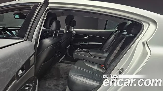 Kia K9 2015 thumb 6
