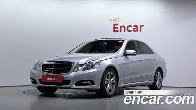 Mercedes-Benz E-Class 2010 thumb 2