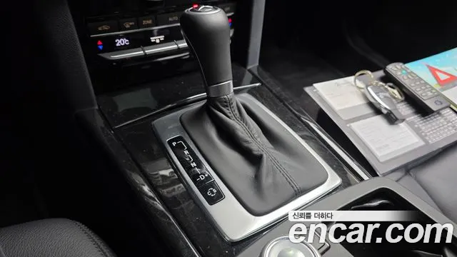 Mercedes-Benz E-Class 2010 thumb 10