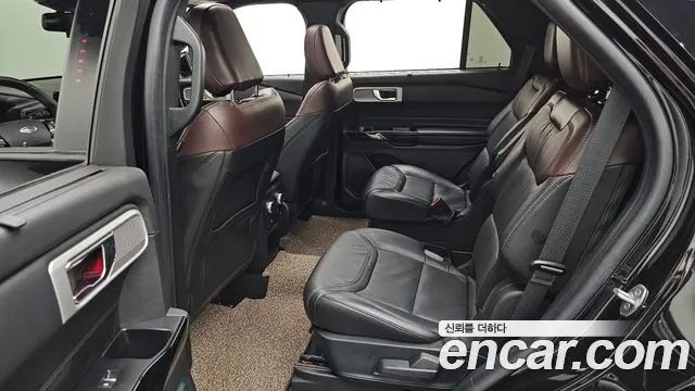 Ford Explorer 2021 thumb 7