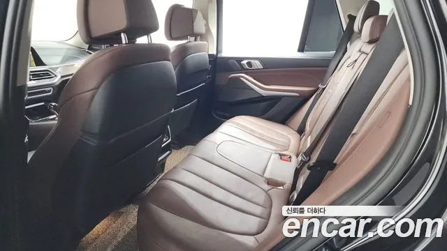 BMW X5 2021 thumb 12