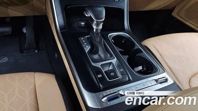 Kia Carnival 2021 thumb 5