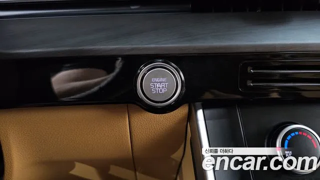 Kia Carnival 2021 thumb 12