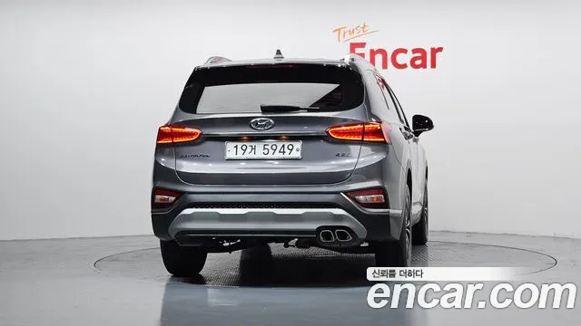 Hyundai Santa Fe 2018 thumb 2