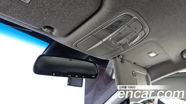Hyundai Santa Fe 2018 thumb 10