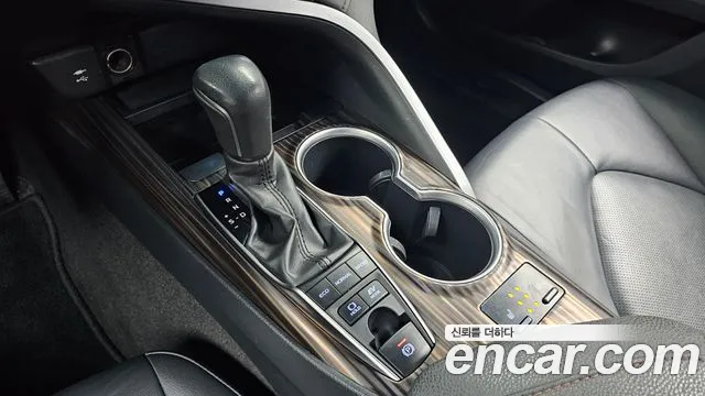Toyota Camry 2018 thumb 5
