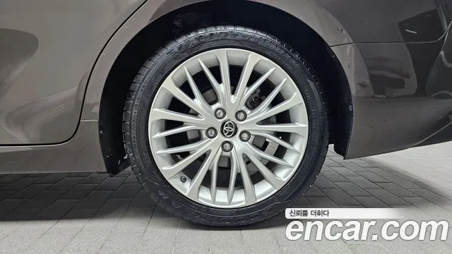 Toyota Camry 2018 thumb 9