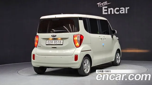 Kia Ray 2015 thumb 12