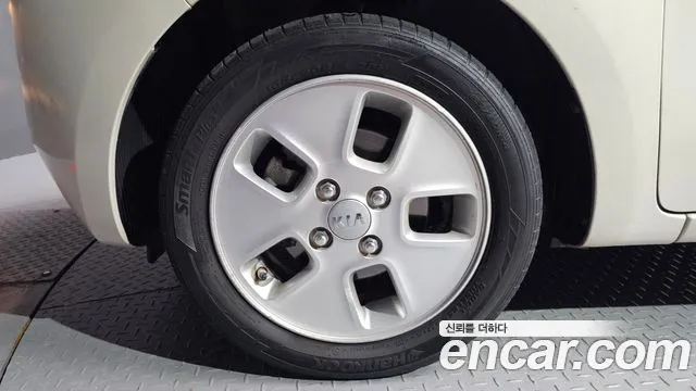 Kia Ray 2015 thumb 3