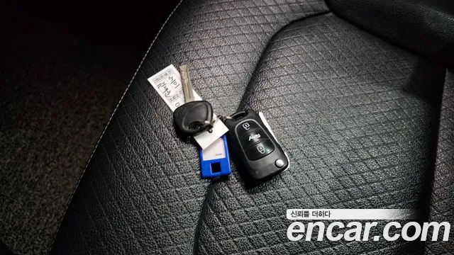 Kia Ray 2015 thumb 5