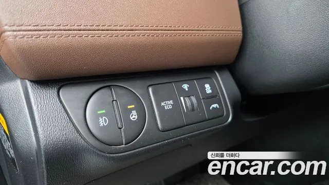 Hyundai Staria 2019 thumb 7
